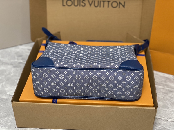 ルイヴィトンバッグ素材ディテール